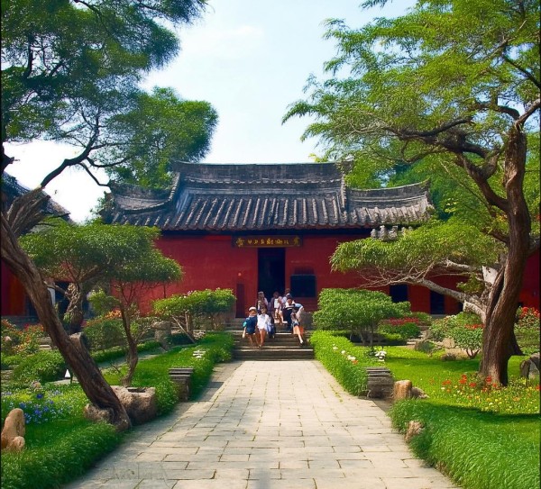 陈氏宗祠，历史文化之旅中的休闲乐园,陈氏宗祠，历史文化之旅中的休闲乐园,历史,景点,风情,第1张