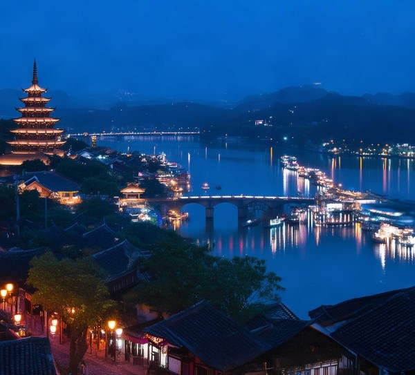 夜幕赣州，揭秘赣州的夜晚风情,夜幕赣州，揭秘赣州的夜晚风情,历史,美食,第1张