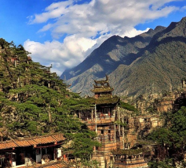 泸沽湖美景攻略，必游十大景点揭秘,泸沽湖美景攻略，必游十大景点揭秘,景点,风情,美食,第1张